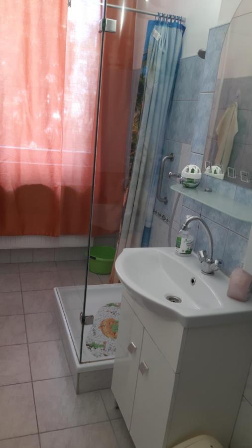 Veronica Apartman Székesfehérvár Εξωτερικό φωτογραφία