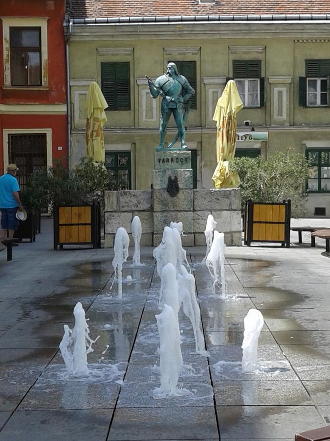 Veronica Apartman Székesfehérvár Εξωτερικό φωτογραφία